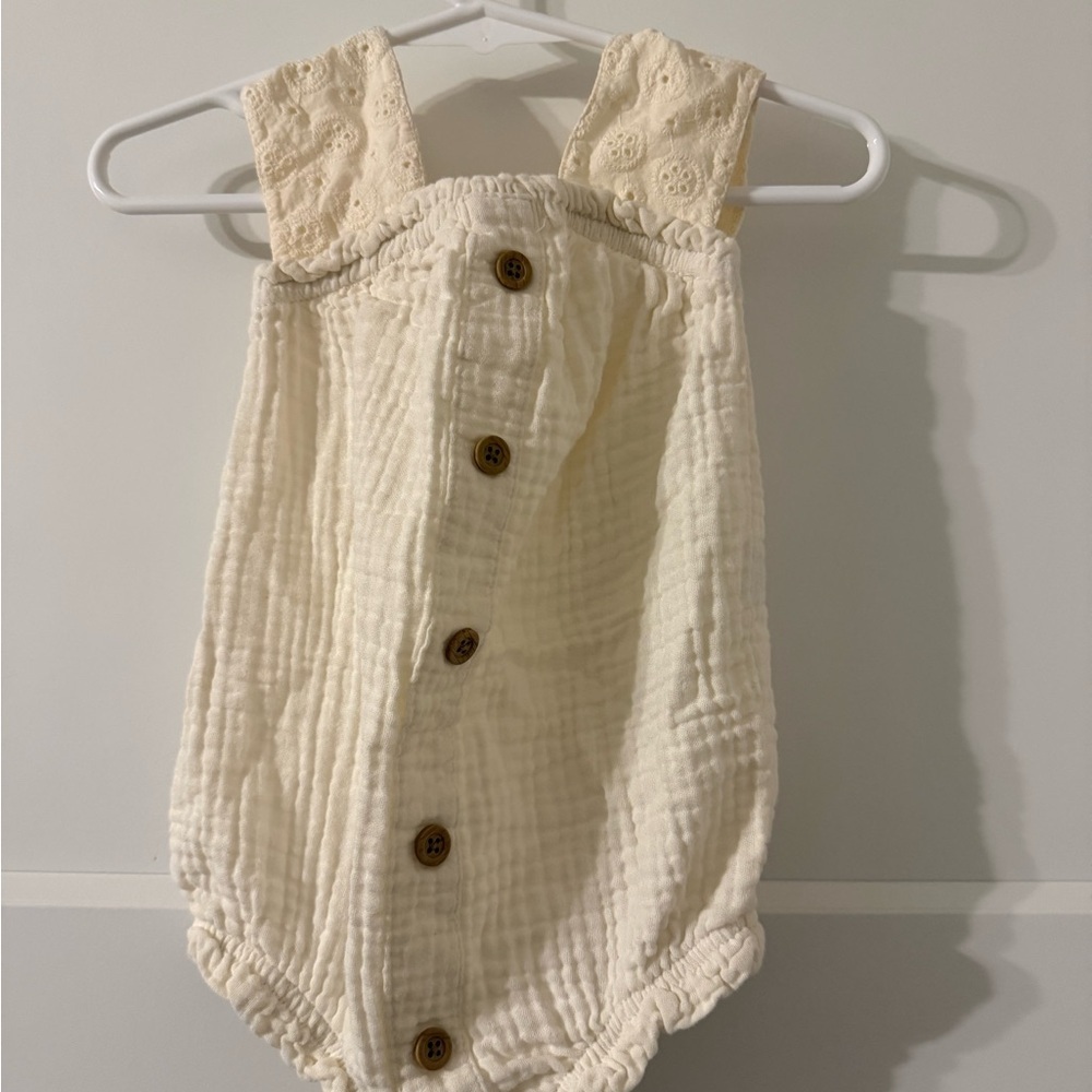 Pink Ruffle Baby One-Piece Romper and Cream boho baby Romper - Picture 3 of 9